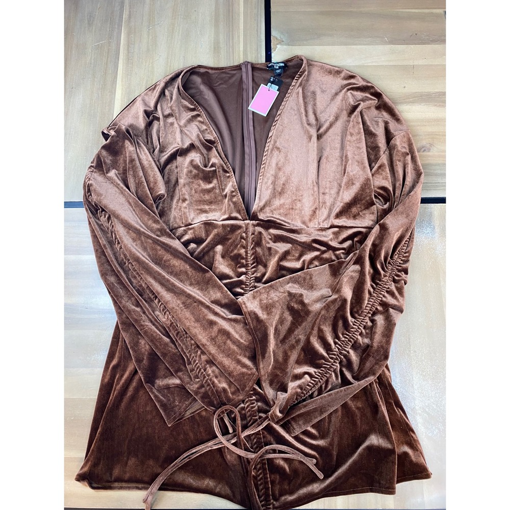 PrettyLittleThing Plus Chocolate Velvet Ruched V-Neck Mini Dress Brown US 22